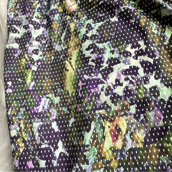 Lululemon Jet Crop Floral Sport Multi Colored, Size 10 - Picture 3 of 9